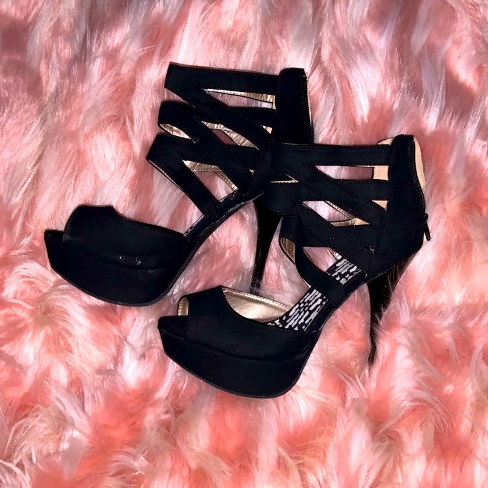 -Super Sexy Heels HALLOWEEN??